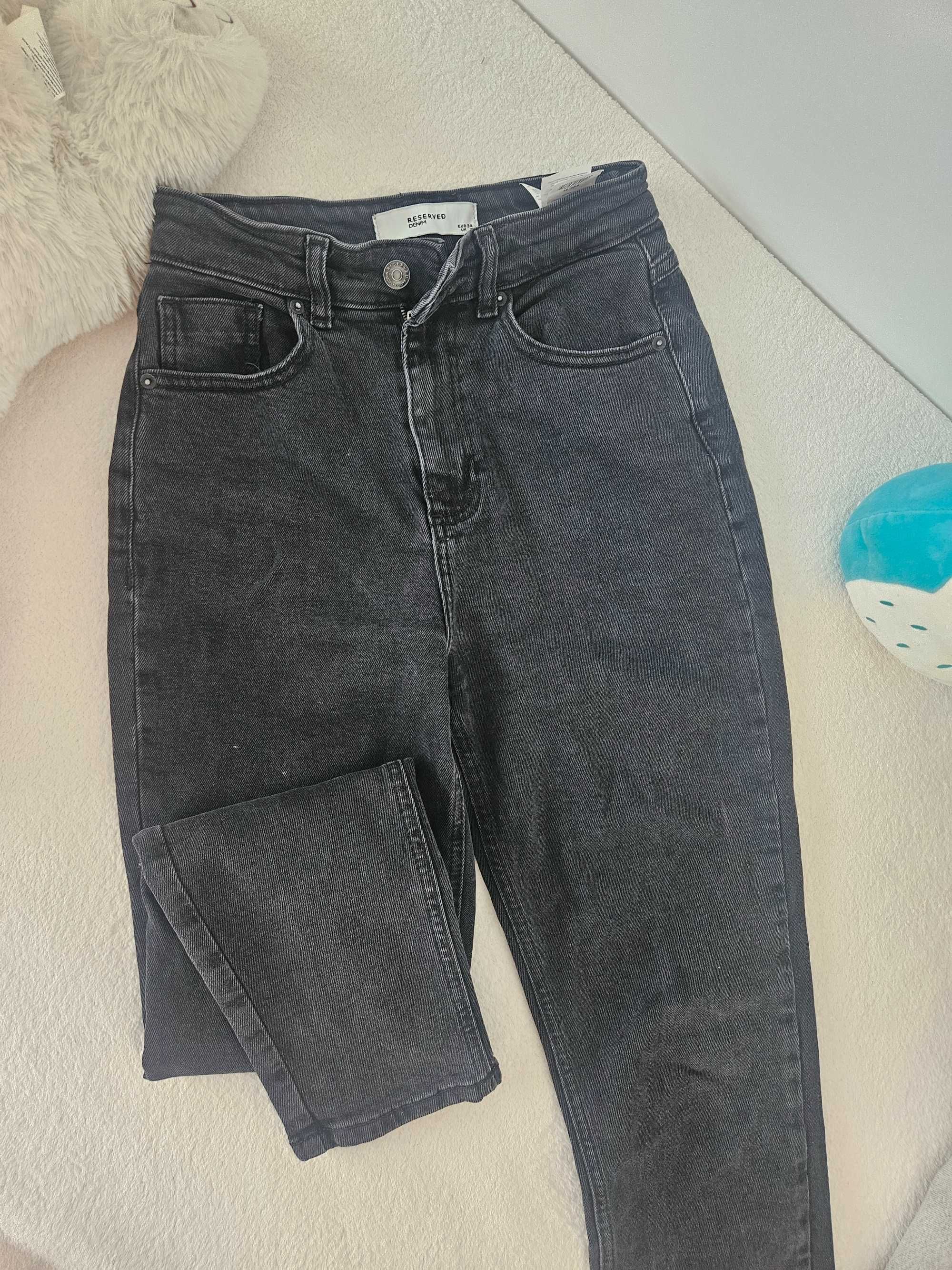 Дамски дънки Bershka и Reserved