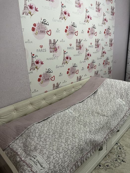 Продам кровать для девочки