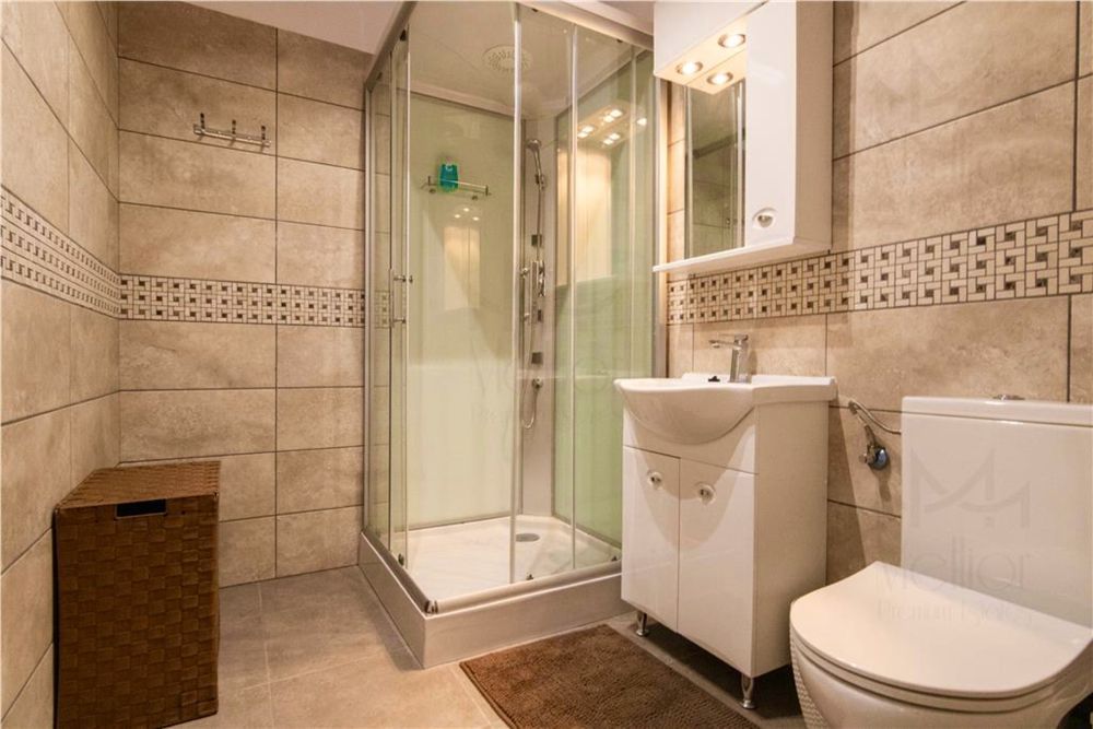 Inchiriez Ap R-Hotelier 2 dormitoare deco zona Iulius Mall