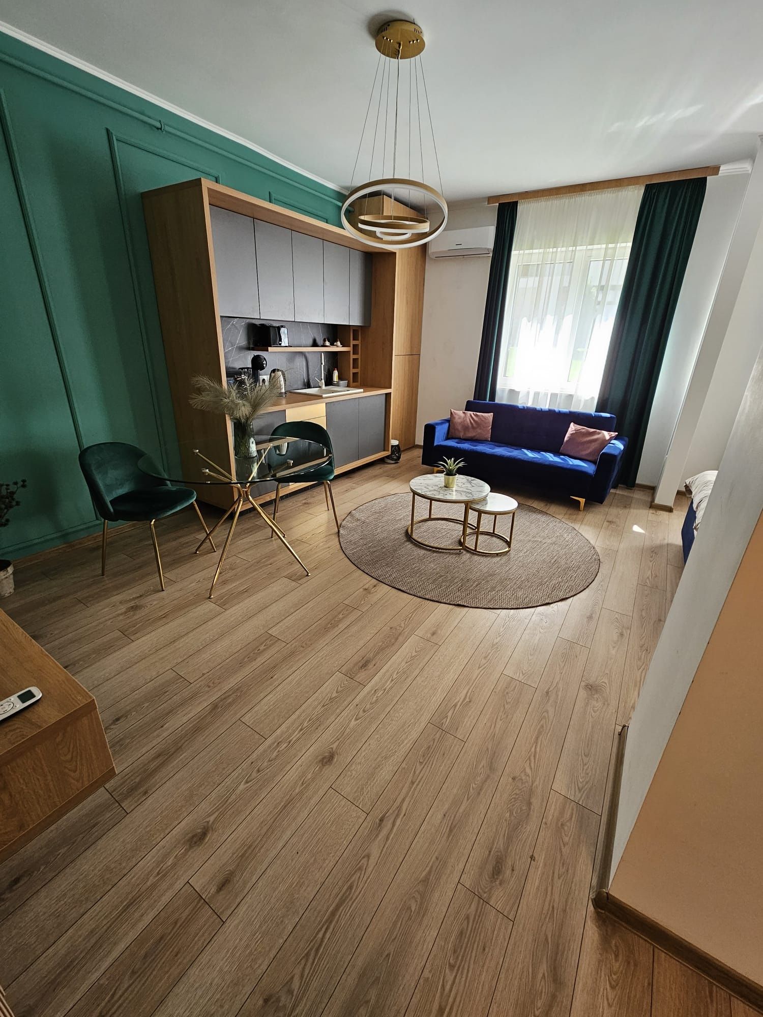 Închiriez apartament cu 1 camera Maurer