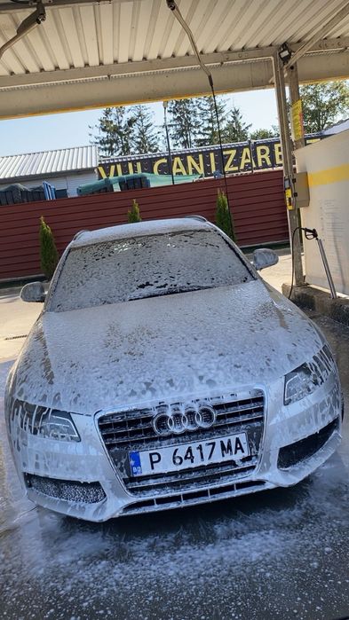 Vând Audi A4 b8.5