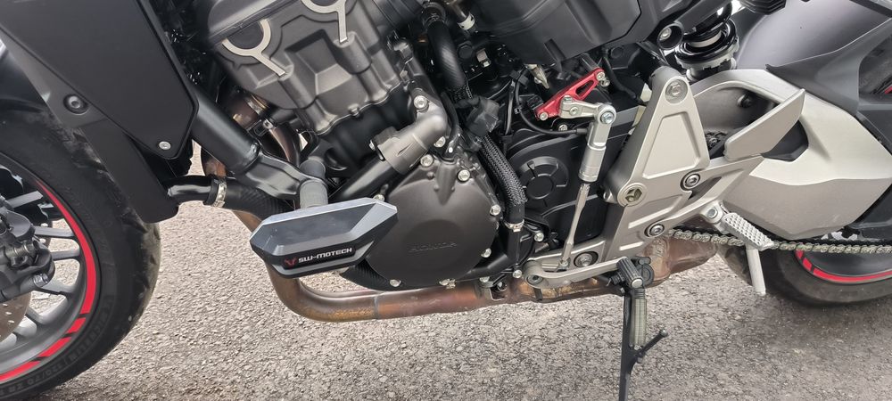 Vand motocicleta Cb 1000R - 2023 - 10500km - schimb