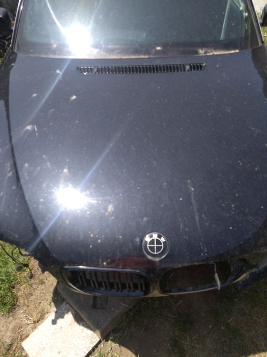 Vând capota e46 facelift