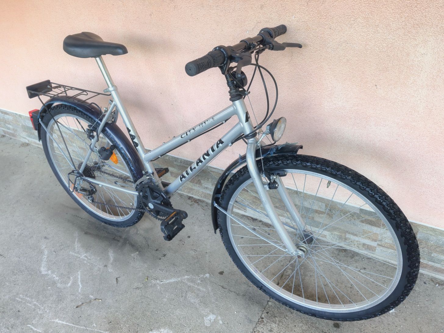 КАТО НОВ?! ATLANTA SITY BIKE Градски дамски Велосипед Колело 26 цола