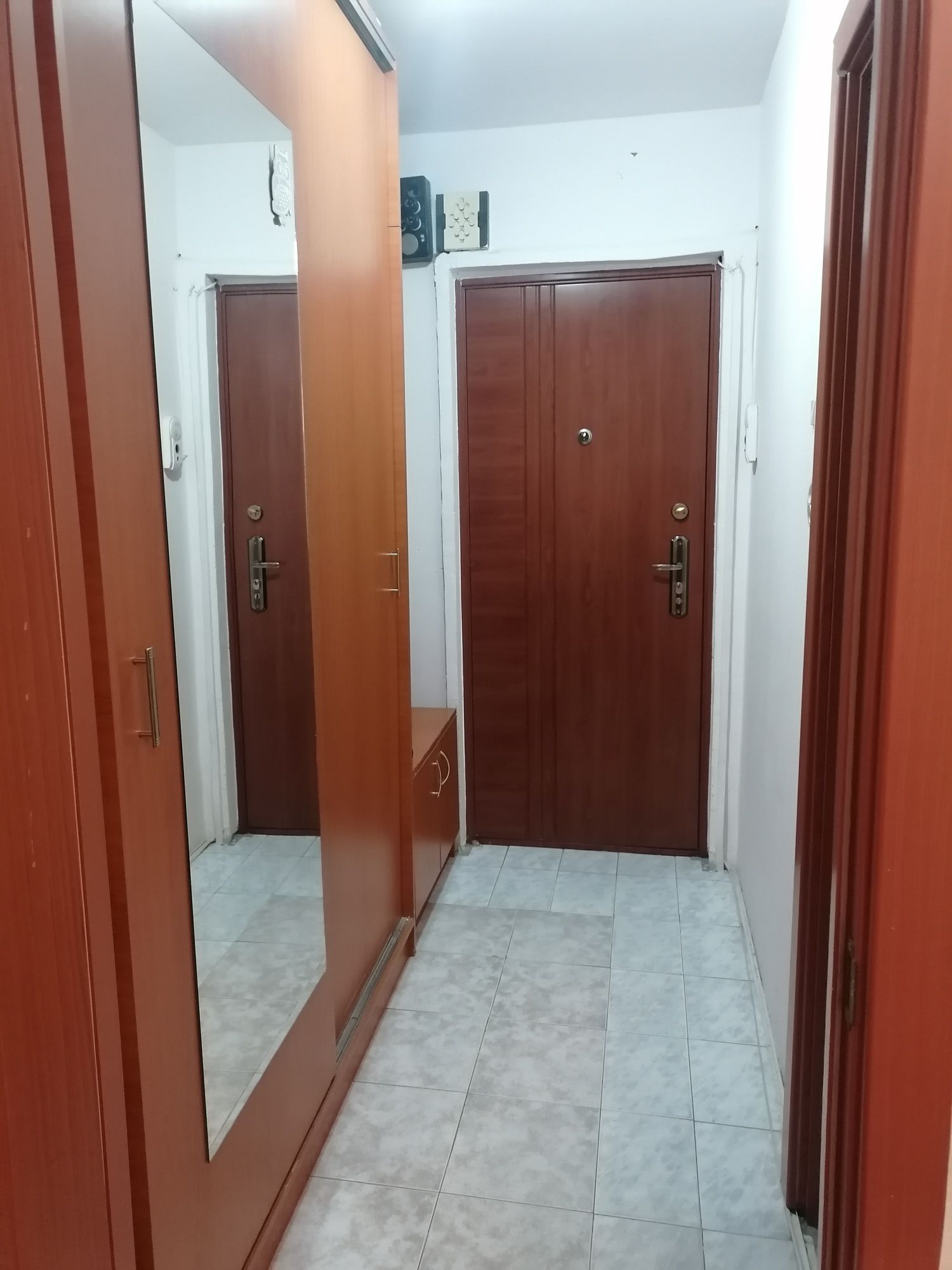Proprietar închiriez garsoniera confort 1   250 euro