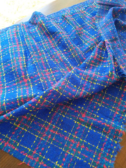 Вълнени платове за сако и пола