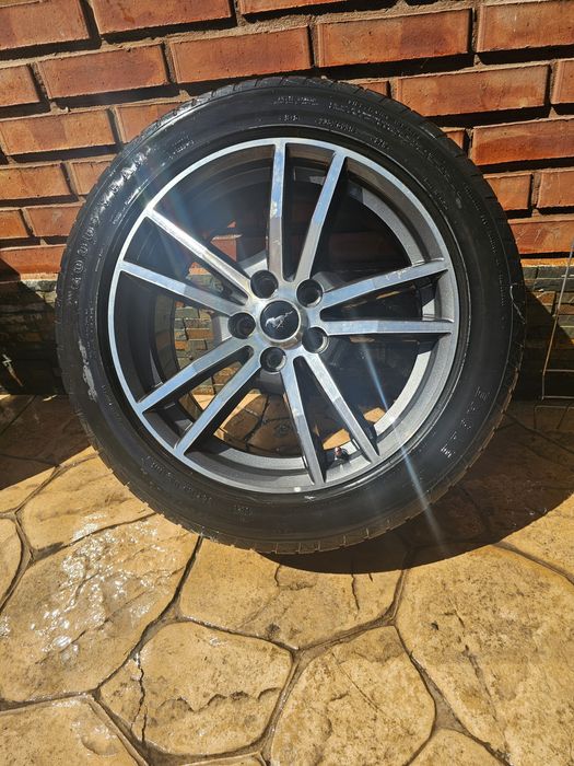 Jante  Originale Ford Mustang 235/50R18 M+S