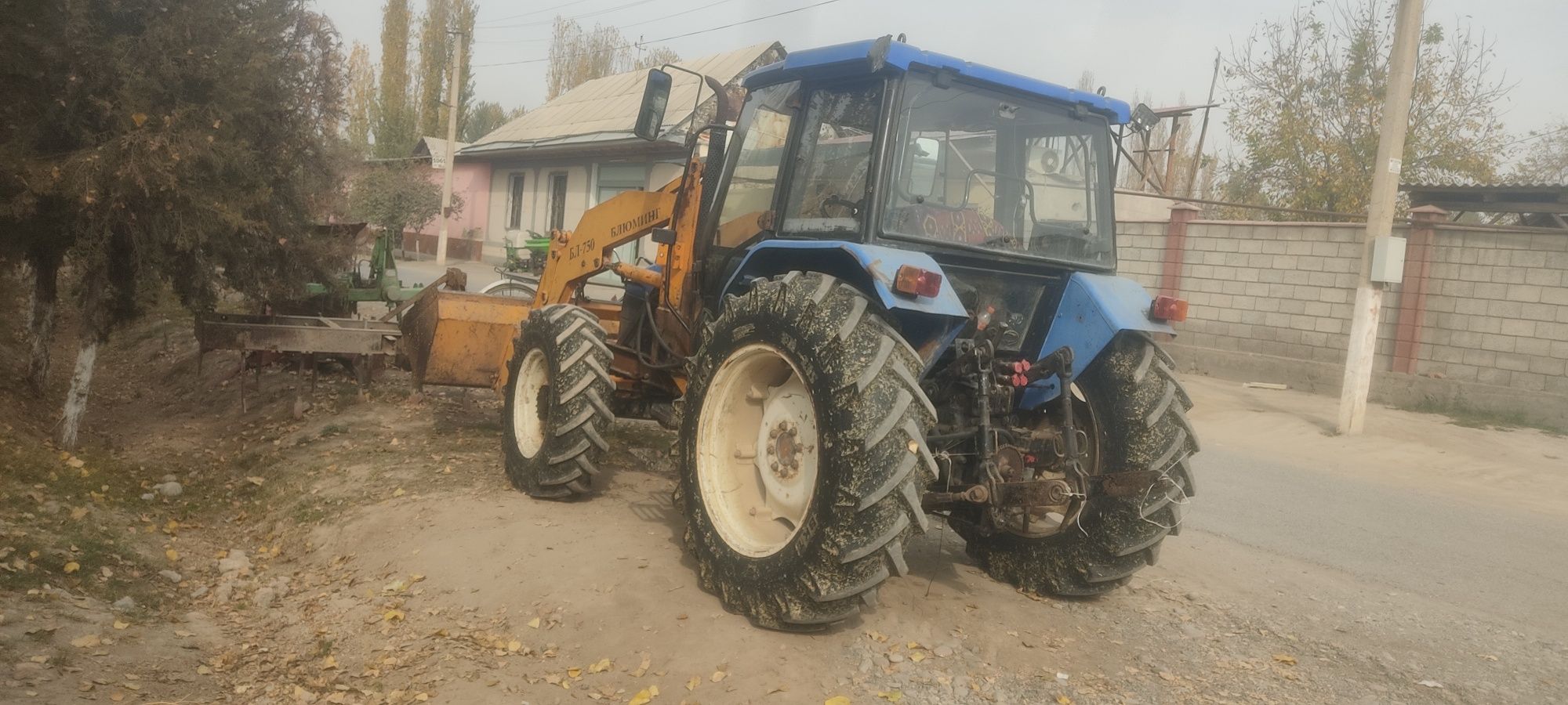 Traktor newholland 5060