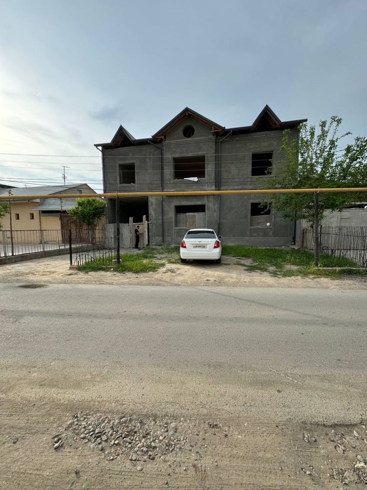 6 соток почти готового дома по выкупном цене на Домбрабаде