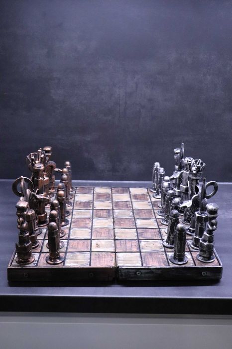 SAH unic din suruburi si fier cu tabla mica- sculpturi Razan Ghita