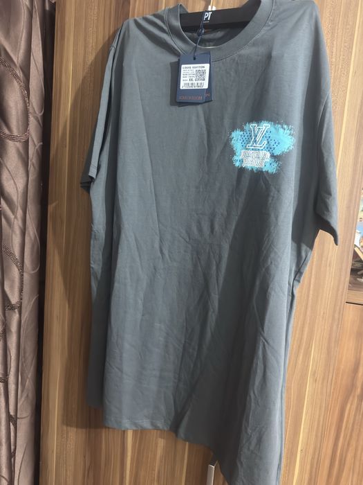 tricouri louis vuitton diverse culori