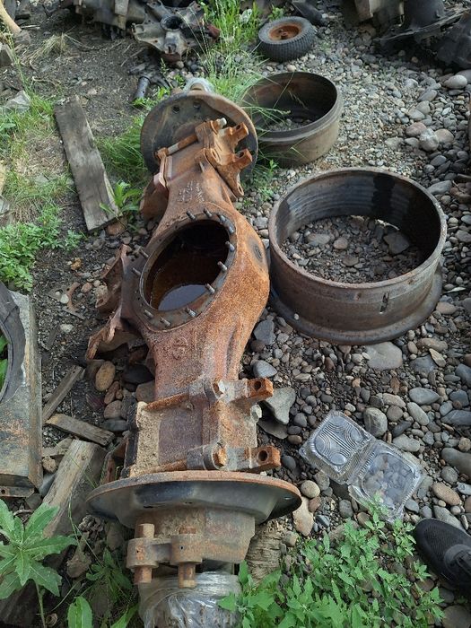 продам картер моста (чулок) хово. шахман. камаз. камс.