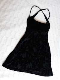 Къса черна рокля BSB
