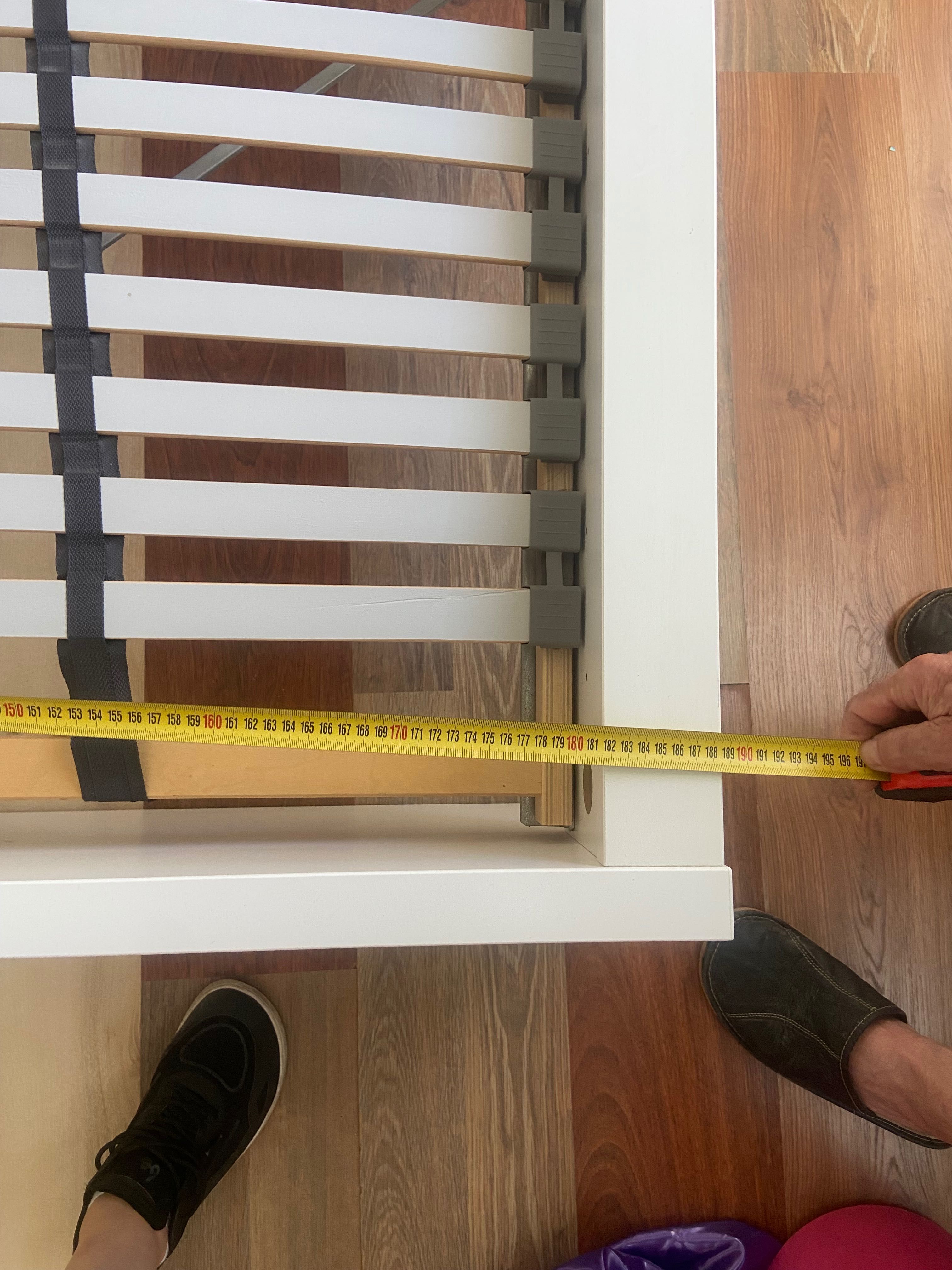 Спалния IKEA размер 200/180 (втора употреба)