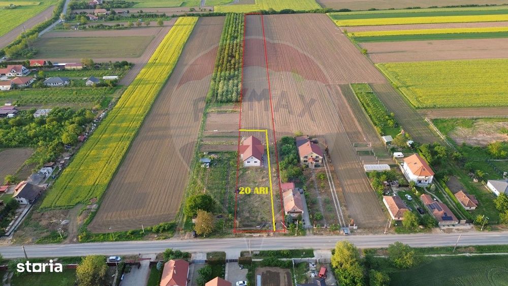 Casă cu 5 camere finisata si 10.400 m2 teren de vânzare in BOTIZ SM