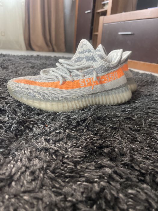 Yezzy 350 beluga