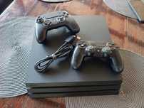 Vând PS4 Pro 1 T cu 2 Manete și 3 jocuri