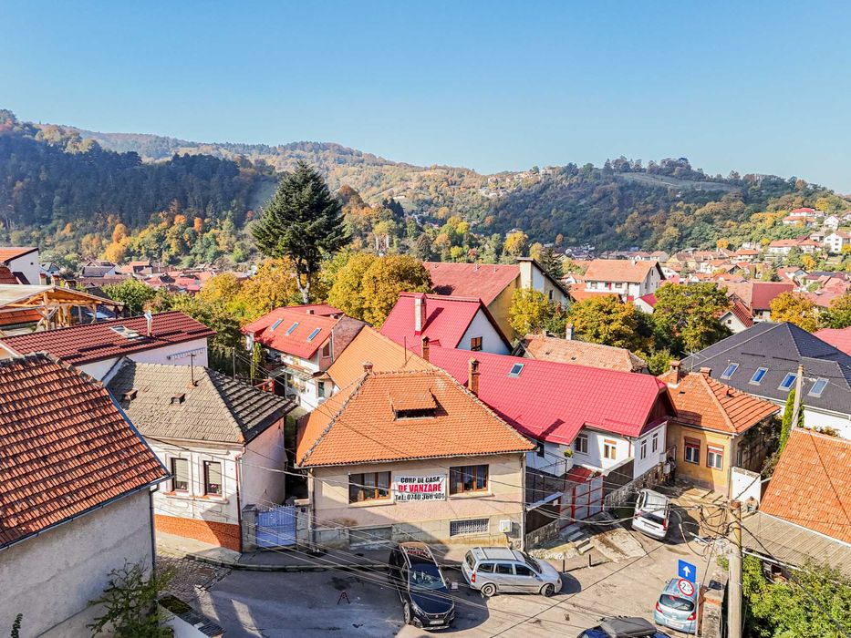 Apartament in casa - cartier Schei