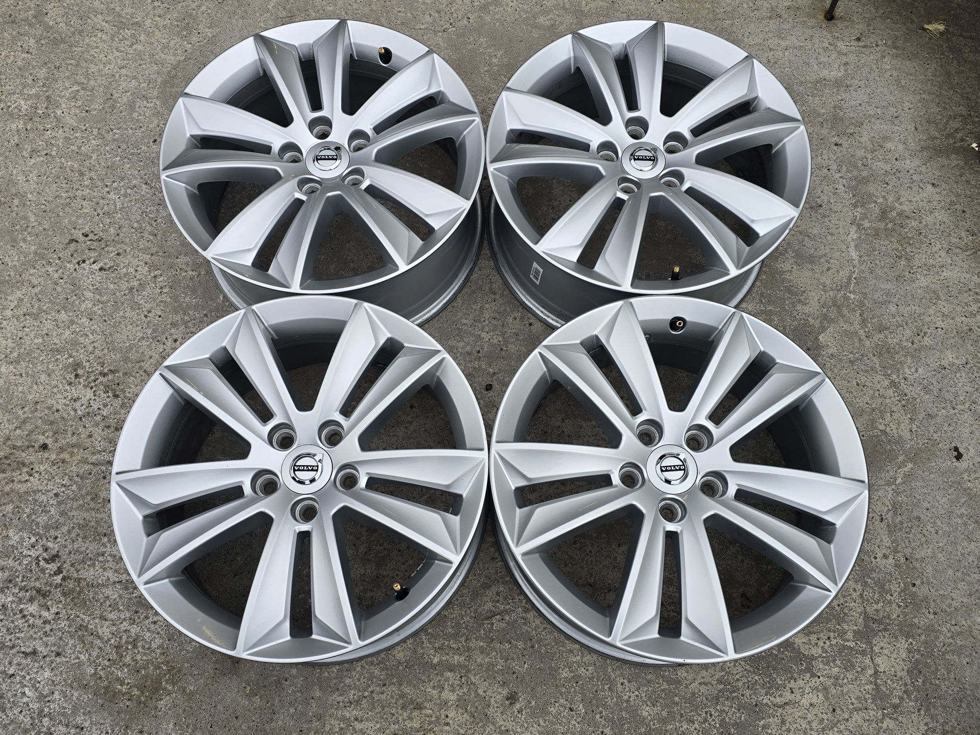 Джанти 17 / 5х108 - Volvo 5x108