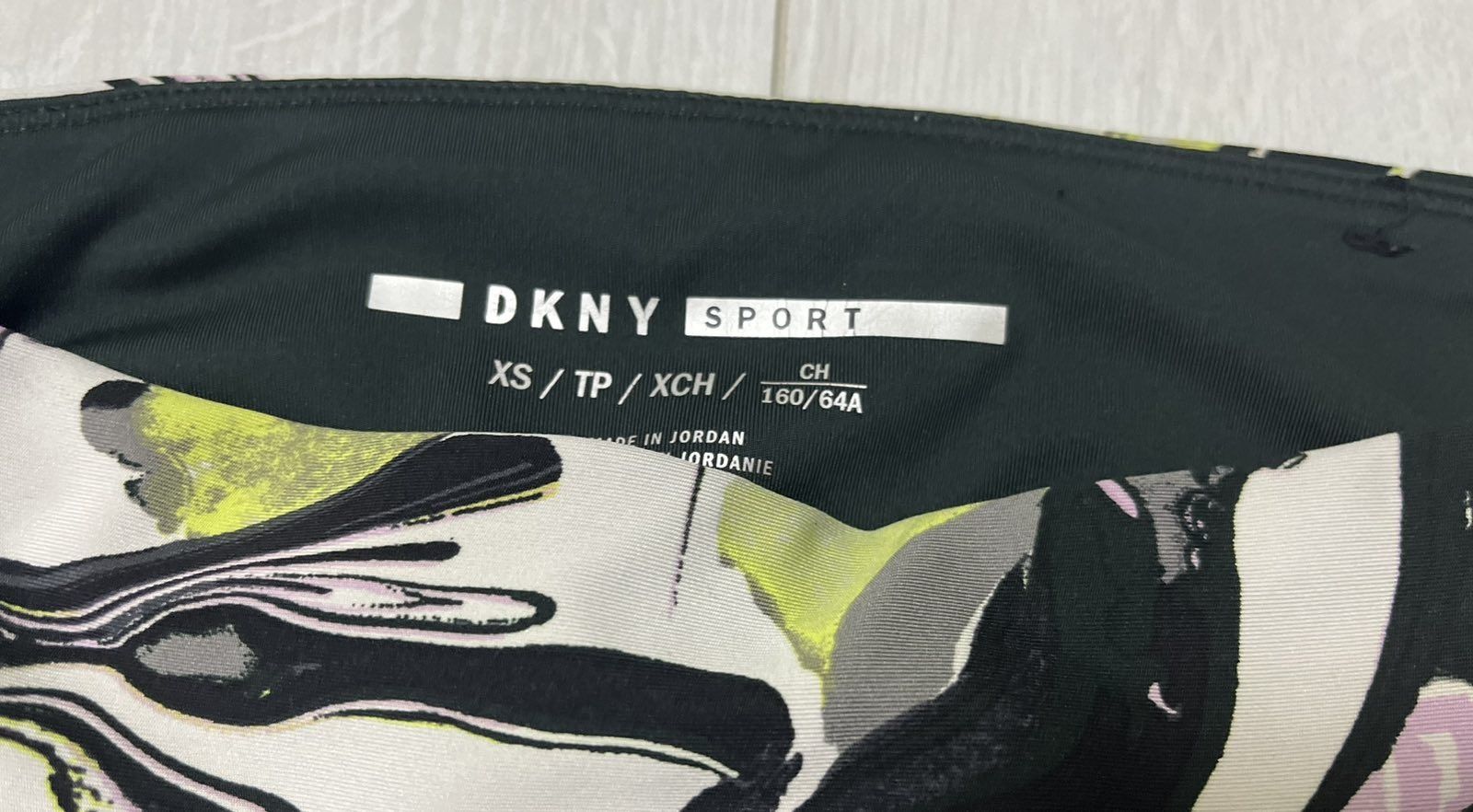 Оригинален клин на DKNY