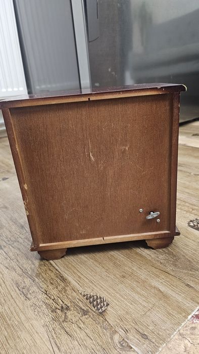 Casetă de bijuterii muzicala