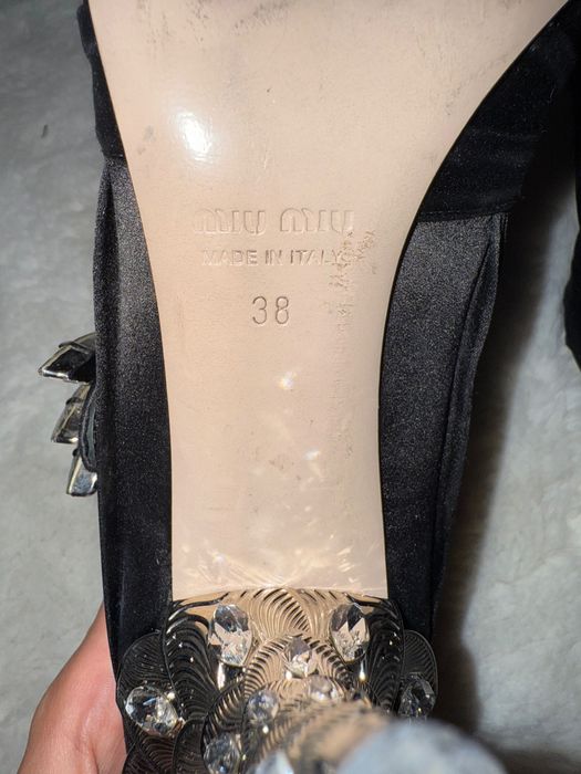 Обувки на ток с камъни Miu Miu
