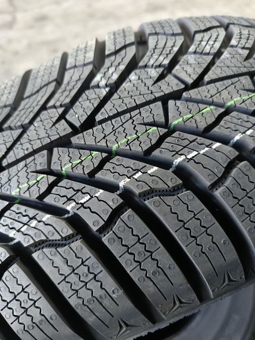 НОВИ ЗИМНИ -15цола -195/65-1бр.-107лв.-"KUMHO"с монтаж и баланс