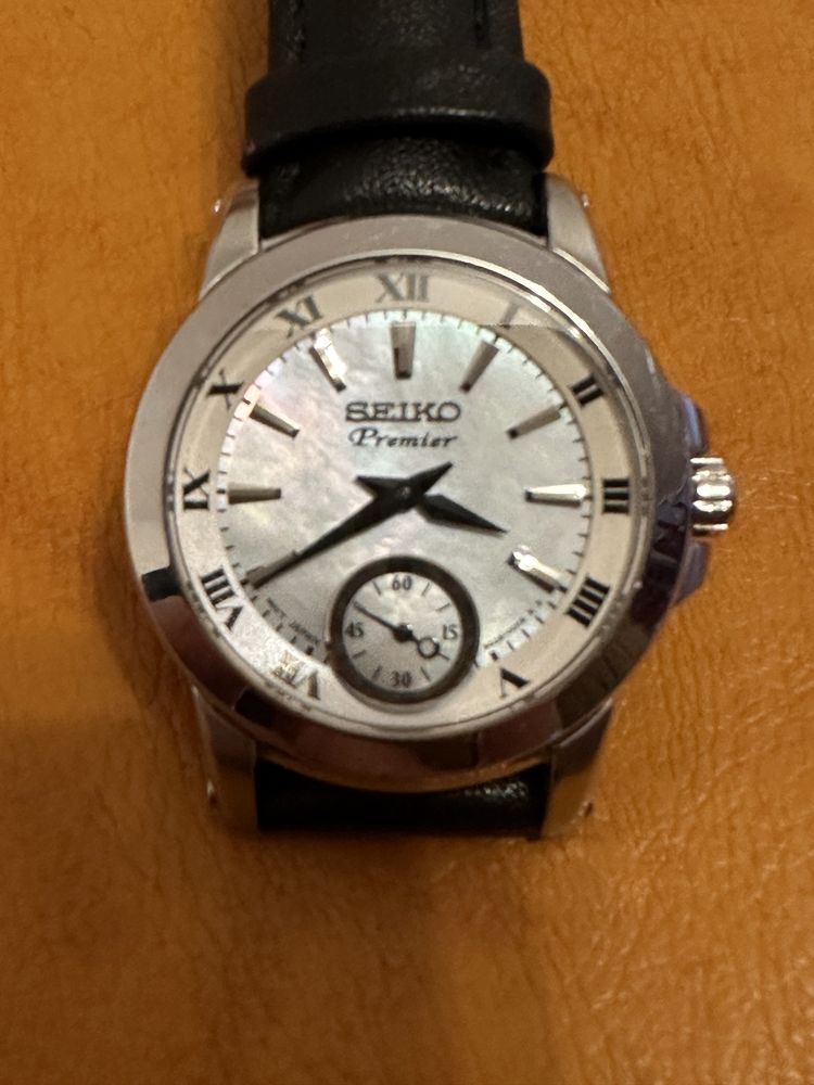 Seiko      Premier