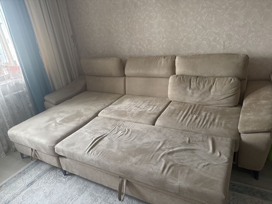 Продам диван в хорошем состоянии