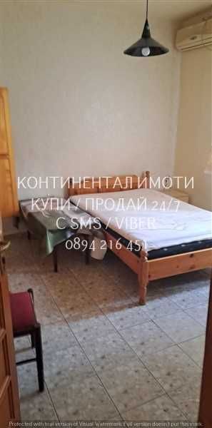 Четиристаен с 3 непреходни спални панел с чиста площ 94м2, паркоместа