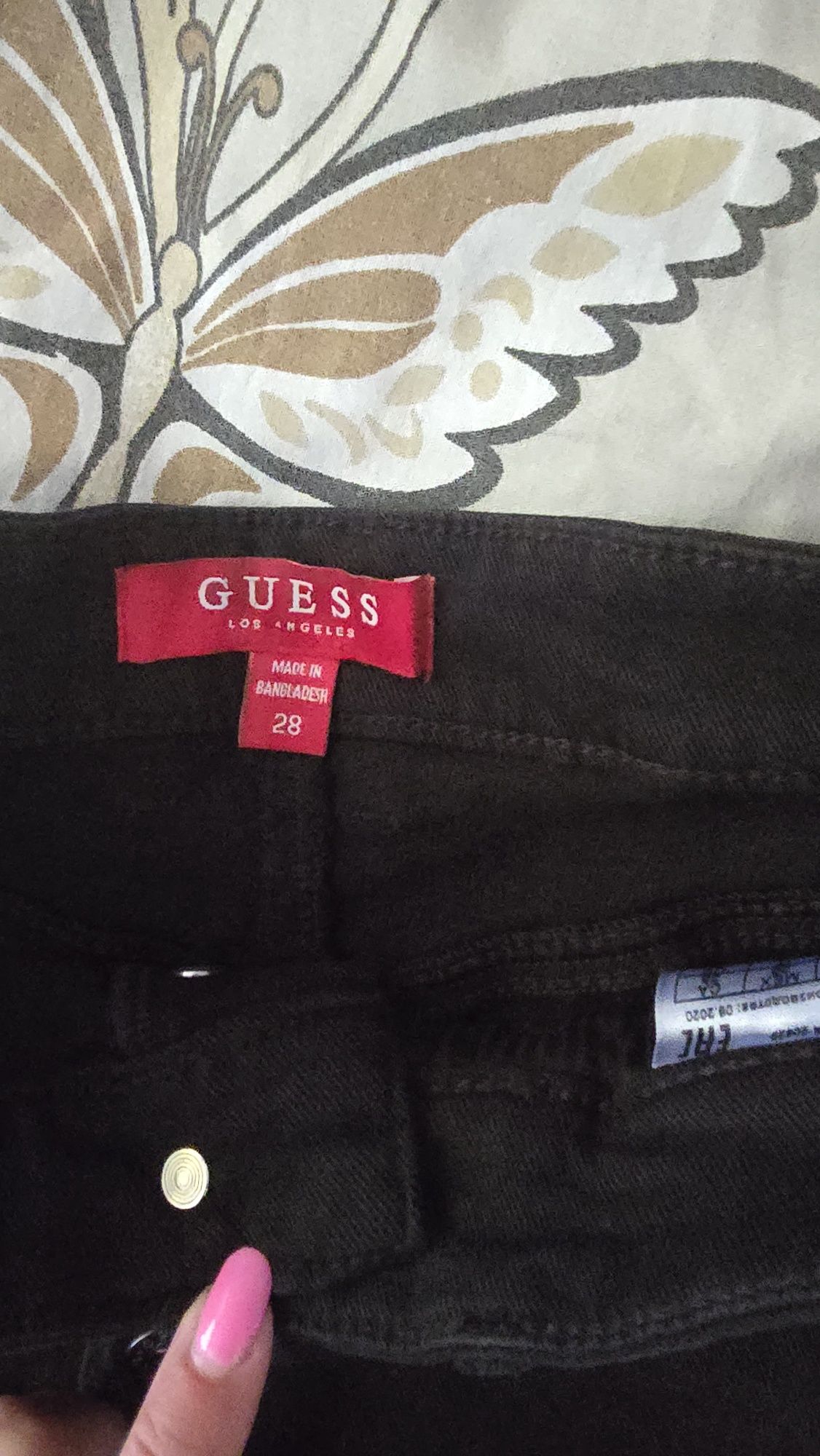 Къси панталони Guess