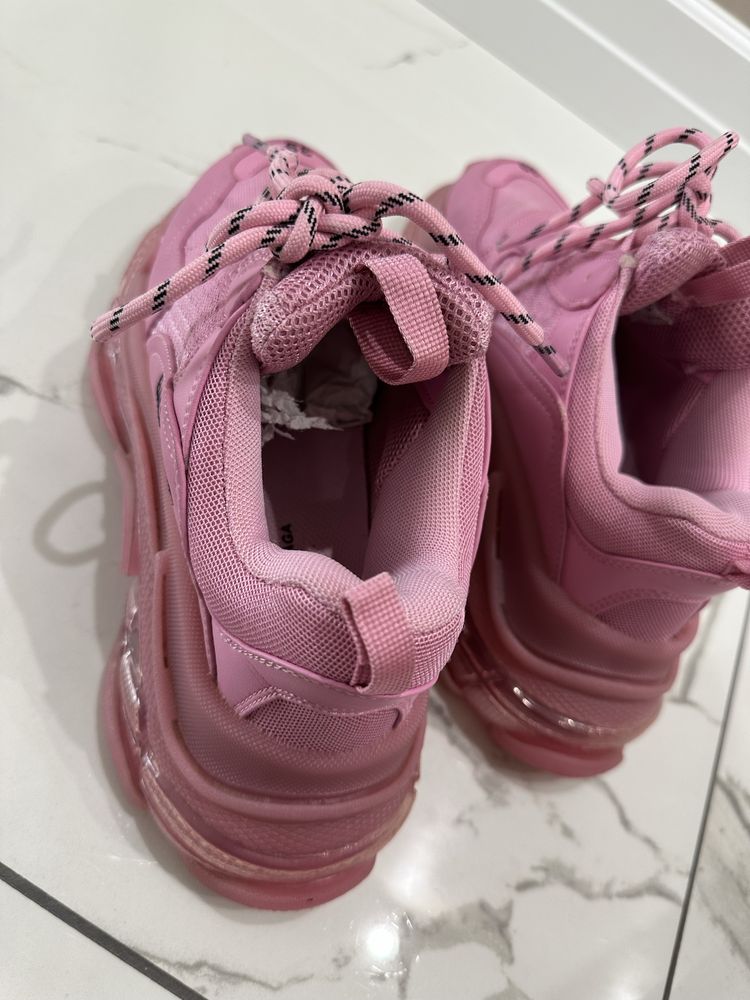 Налични Розови Balenciaga