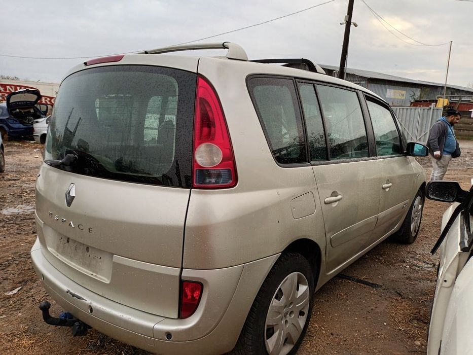 Dezmembrari  Renault ESPACE Mk 4  2002  > 0000 1.9 dCi (JK0U) Motorina