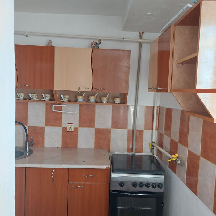 Vânzare garsoniera Crang