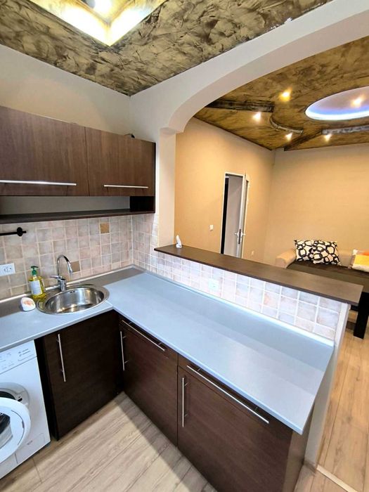 Давам под наем двустаен апартамент в гр. Перник кв. Изток