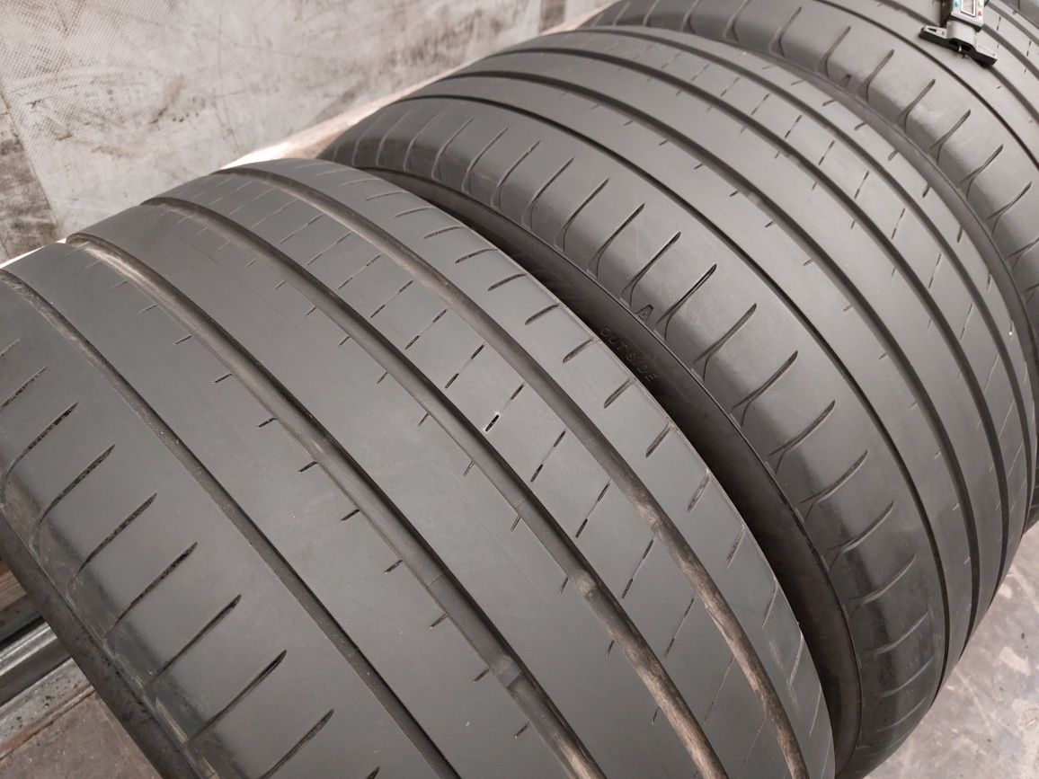 Set anvelope 275/40 R20 cu 245/45 R20 Yokohama