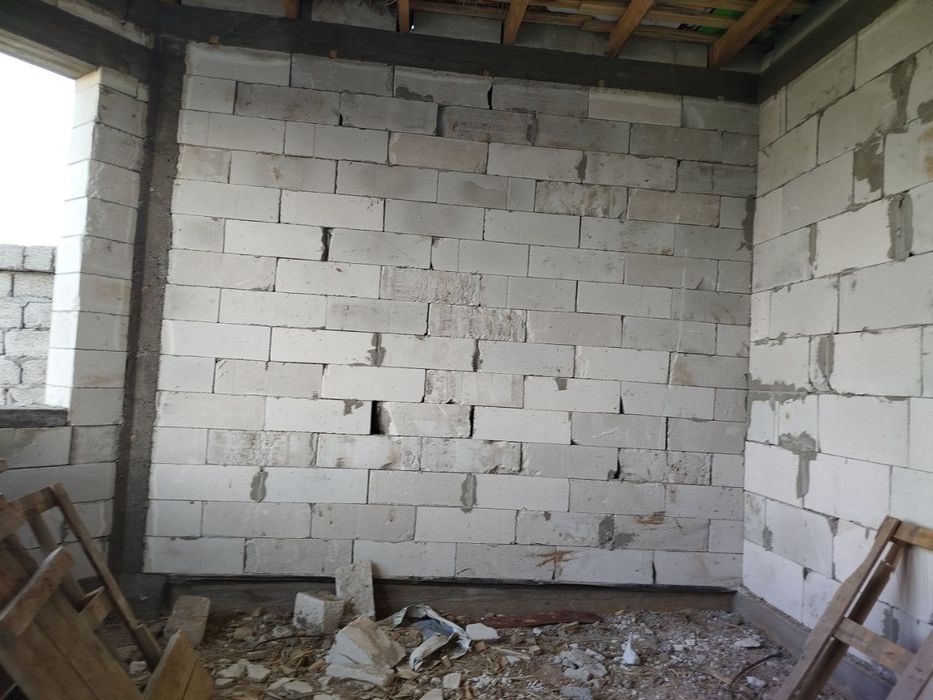 Uy sotiladi karobka holatta