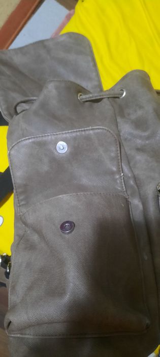 Vând rucsac dama firma carpisa