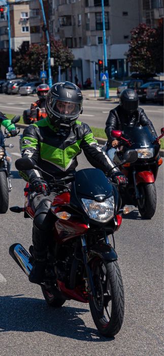 Motocicleta honda CBF125M