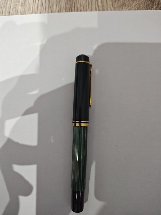 Vând stilou pelikan m200 clasic