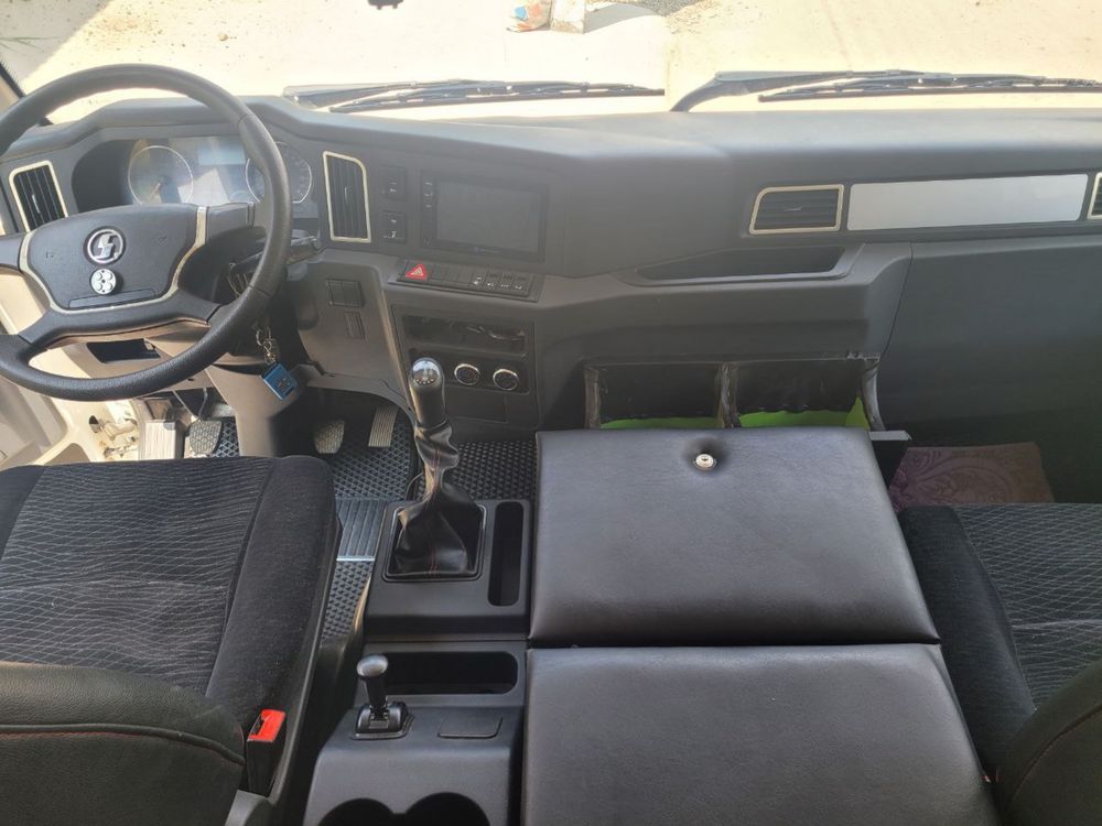 Shacman L3000 sotiladi