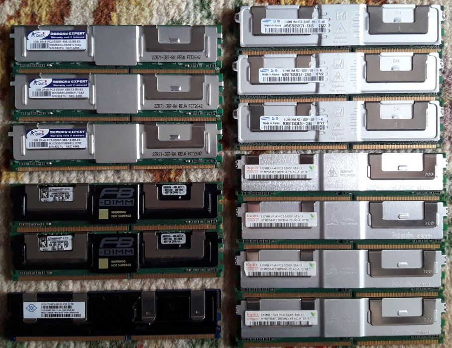 Memorii server DDR2 PC2-5300F - 2GB, 1GB, 512MB
