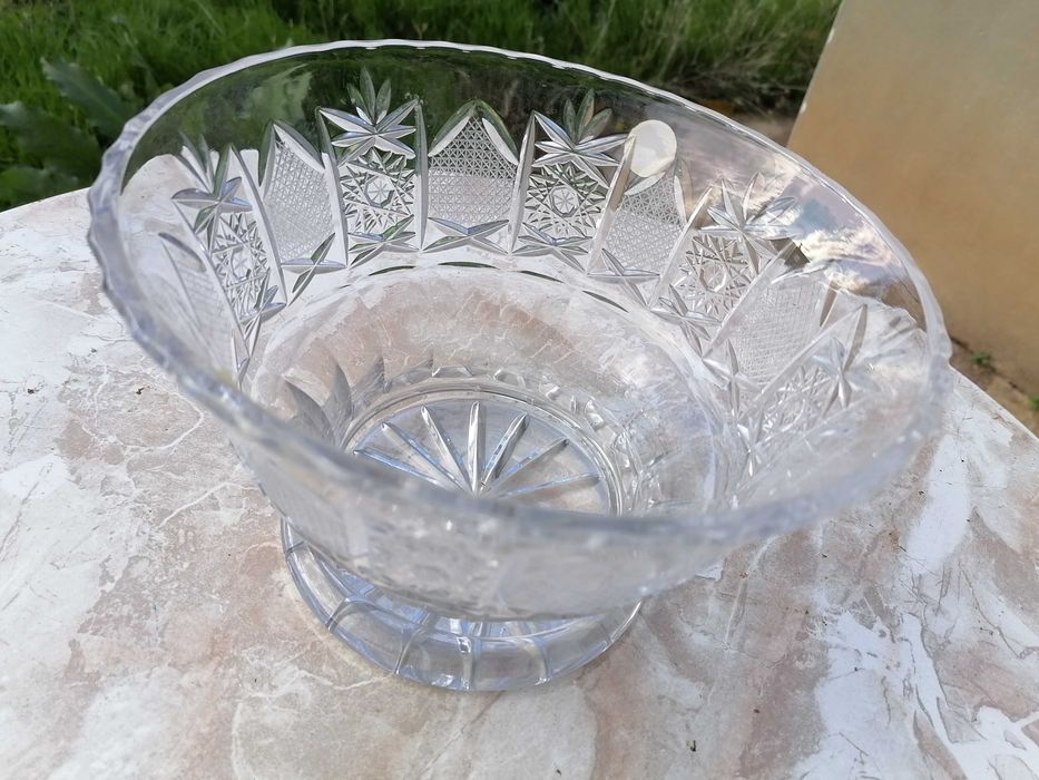 Чайник порцелан, кристална фруктиера, стъклени купички