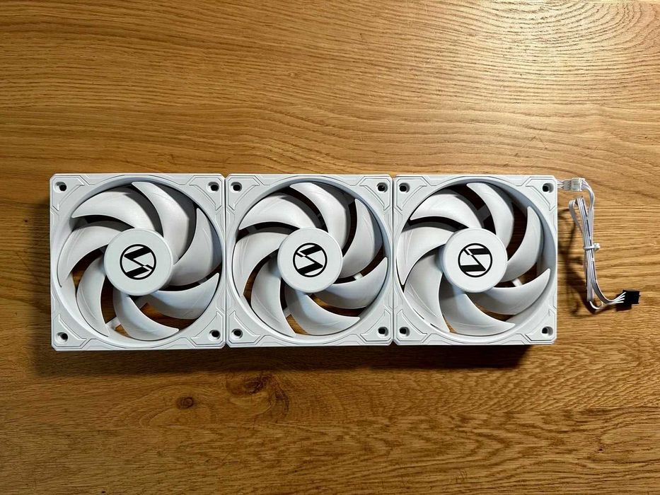 Комплект вентилатори Lian Li Uni FAN, Performance series, 3 броя
