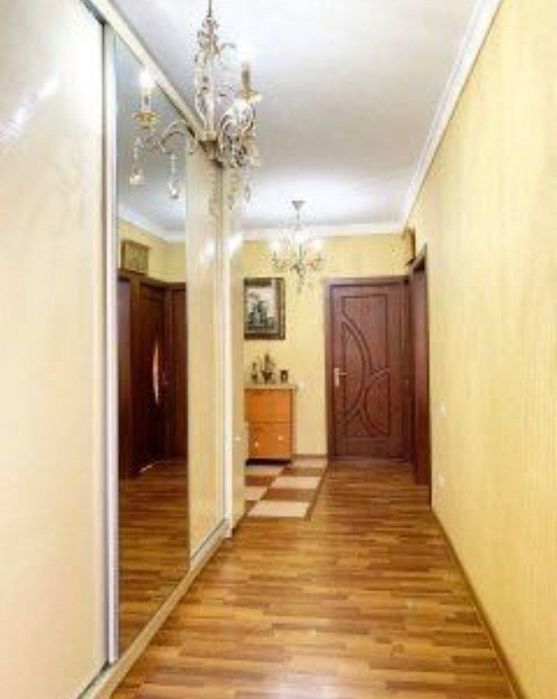 Ц-6 Продается 2 комнатная квартира ремонт кафе Issimo Юнусабад