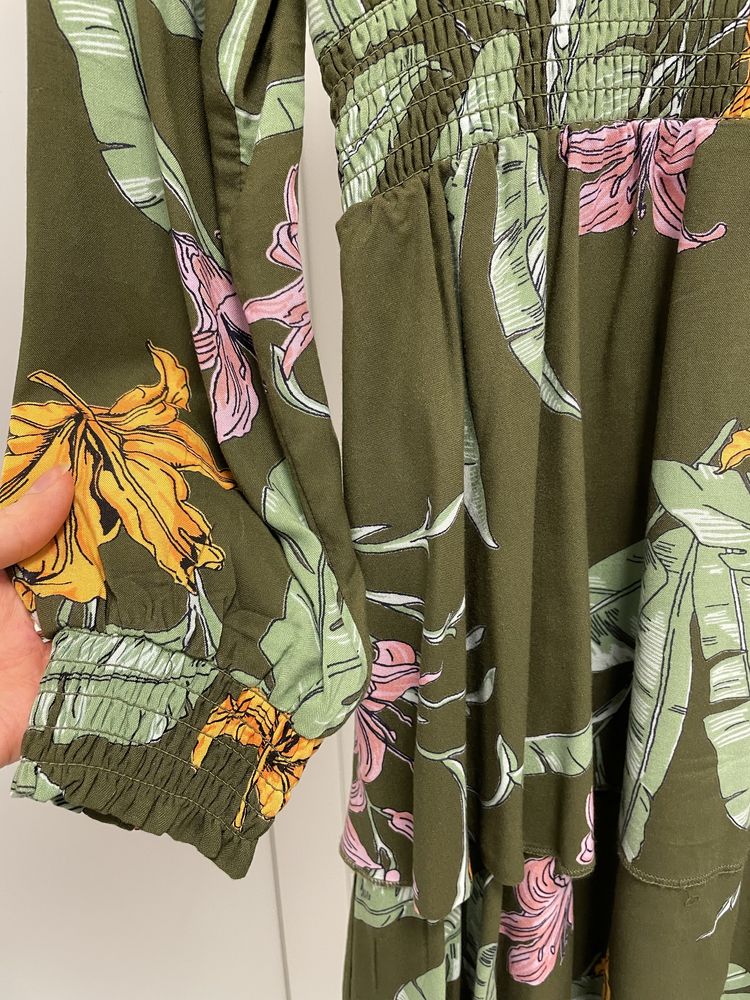 Rochie înflorată