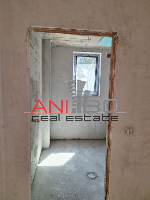 Продава се Двустаен апартамент в Варна, Галата - 77 кв.м за 1494 €/кв.м - Снимка #4