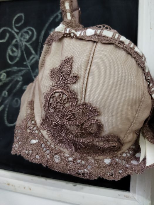 Sutien model superb din dantela mărimea S