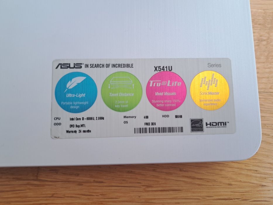 Laptop Asus X541U- Perfect pentru munca de birou ușoară