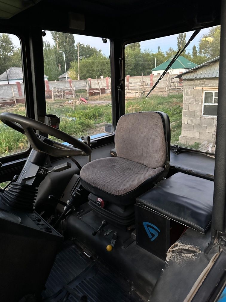 Трактор 82.1 и Плуг